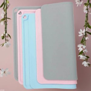 Pet silicone anti-overflow placemat, non-slip, moisture-proof, waterproof, easy to clean, cat and dog mat, multifunctional eating mat, leak-proof